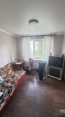 Продам 2 к кв-ру гостиного типа в Ильичевском р-не, ор. дк Металлургов, ул. Сеченова Мариуполь