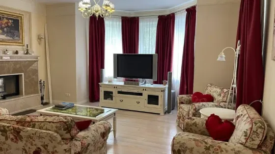 в продаже 3-этажный дом в коттеджном посёлке хорошёва Донецк