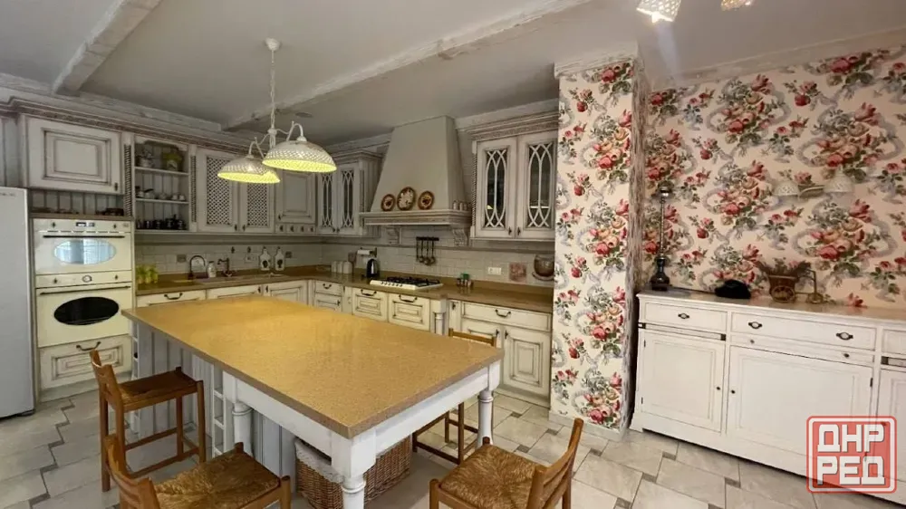 в продаже 3-этажный дом в коттеджном посёлке хорошёва Донецк - изображение 1