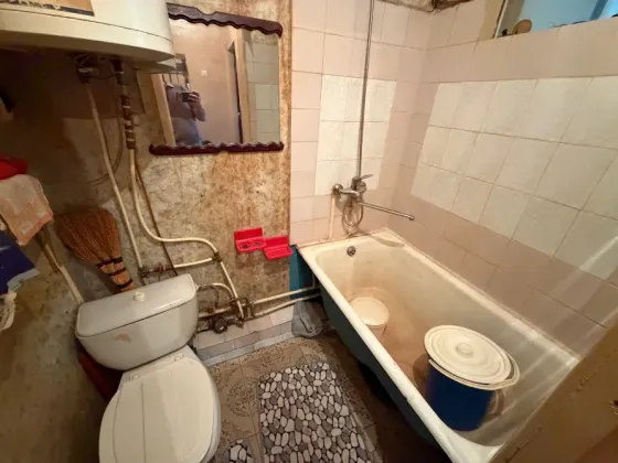 Продам 1 ком. кв., 3/9 эт., 22 м.кв. - Макеевка, ул. Ленина, 28 линия Макеевка