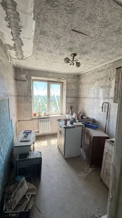 Продам 3 к кв-ру в Центральном р-не, ор. Гуси-лебеди! Мариуполь