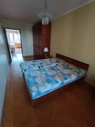 3-к. квартира, 66,3 м², 6/9 эт. Цирк. От собственника! Донецк