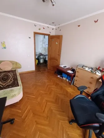 3-к. квартира, 66,3 м², 6/9 эт. Цирк. От собственника! Донецк