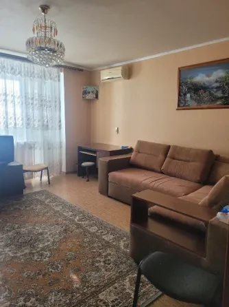 Продаётся 3х ком квартира! Покровский рынок. Донецк