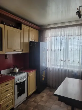 Продаётся 3х ком квартира! Покровский рынок. Донецк