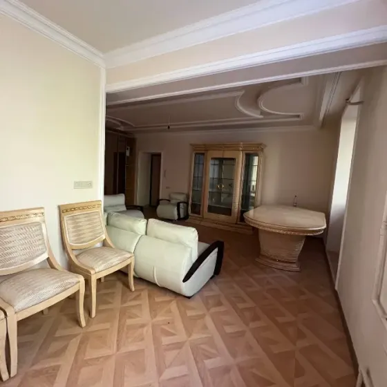 Продажа 3-комнатной квартиры в Ленинском районе - Парк Славянской культуры ! Документы Готовы ! Донецк