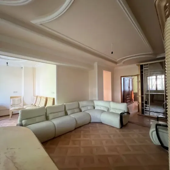 Продажа 3-комнатной квартиры в Ленинском районе - Парк Славянской культуры ! Документы Готовы ! Донецк
