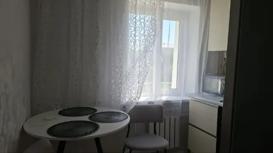 Сдам 1 к.кв люкс на левом берегу Мариуполь