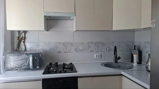 Сдам 1 к.кв люкс на левом берегу Мариуполь