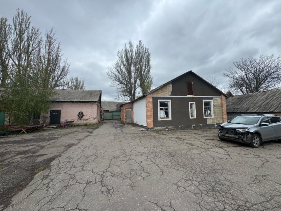 Продаётся земельный участок с капитальными зданиями - перспективная площадка для бизнеса! Донецк