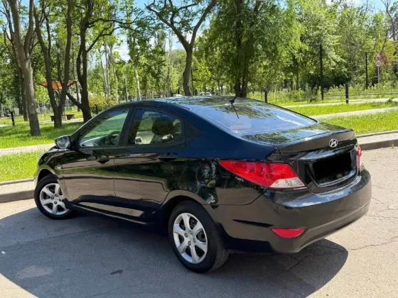 HYUNDAI SOLARIS Донецк