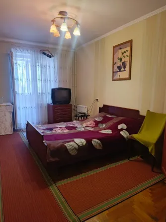Продаётся -х комн.квартира 63,9 кв.м. Мариуполь