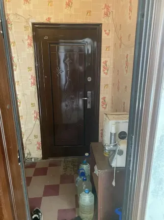 Продам, 1к. квартиру под ремонт, Гвардейка, Калининский. Макеевка