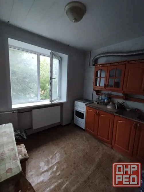 Продам 2 к.кв. на Октябрьской, 2эт. /6 эт., кирп.дом, разд. комнаты Донецк - изображение 6