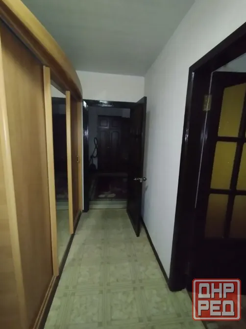 Продам 2 к.кв. на Октябрьской, 2эт. /6 эт., кирп.дом, разд. комнаты Донецк - изображение 4