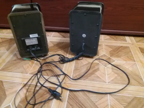 Продам колонки компьютерные genius Донецк