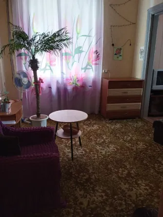 Продаётся 3х комнатная квартира в Калининском р-не, ул. Павших Коммунаров Донецк