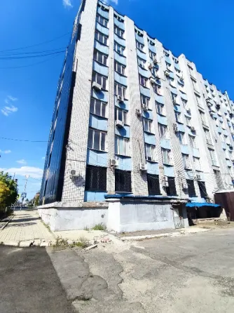 Нежилое полуподвальное встроенное помещение Макеевка