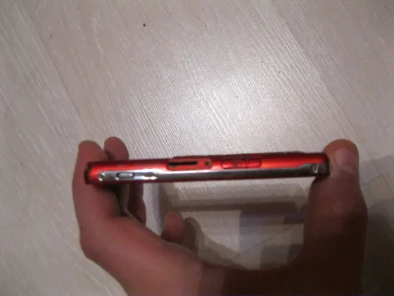 Два в одном - телефон/плеер Samsung SGH-F300 Ultra Music Донецк