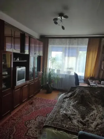 Продам 2-х комн. кв., 3/5 эт., 46 м.кв. - Макеевка, квартал Химик, 1000 мелочей Макеевка