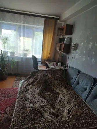 Продам 2-х комн. кв., 3/5 эт., 46 м.кв. - Макеевка, квартал Химик, 1000 мелочей Макеевка
