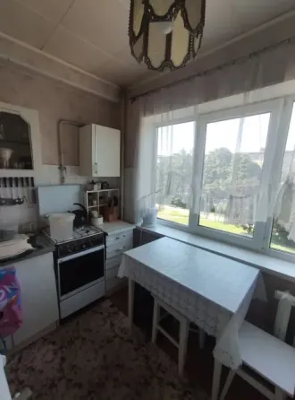 Продам 2-х комн. кв., 3/5 эт., 46 м.кв. - Макеевка, квартал Химик, 1000 мелочей Макеевка