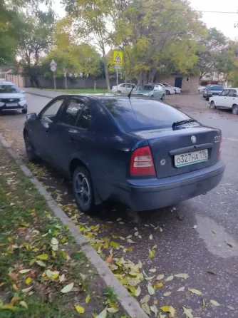 шкода октавия 2001г.в 1,6л. мкпп пробег 360000 Донецк