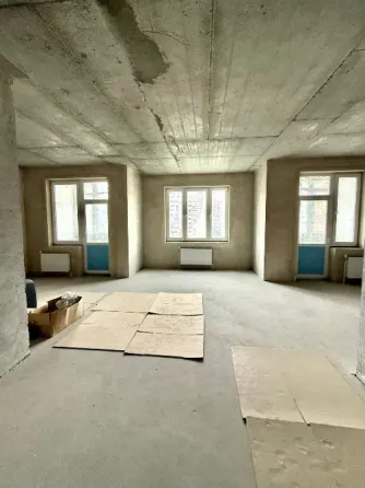 Продажа просторной квартиры 80 м. кв. в жк Центральный в городе Донецк Донецк