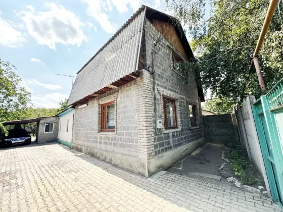 Продается 2хэтажный 3хкомнатный дом в центре Донецка! Донецк