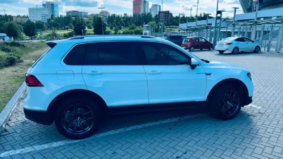 Продам Volkswagen Tiguan 2.0 TSI 4Motion, 2019 г. Донецк