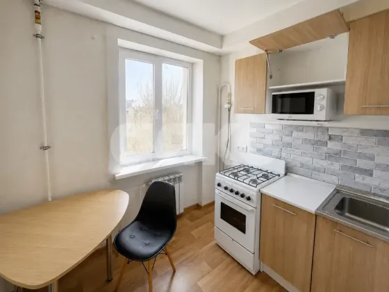 Продаётся 1-комнатная квартира в г. Мариуполь, Ильичёвский район Мариуполь