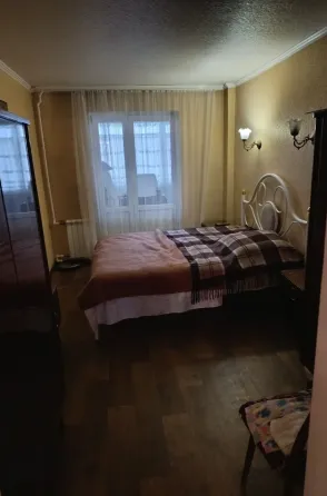 Сдам 3-х комнатную квартиру на Зеленом Макеевка