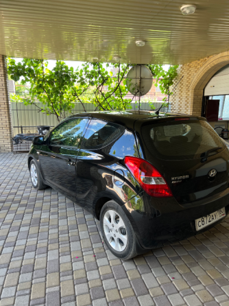 Продам Хюндай ай 20 Макеевка