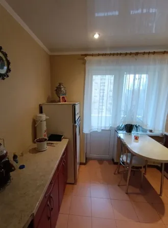 Продам 3-х комнатную квартиру в Центральном м-не Макеевка
