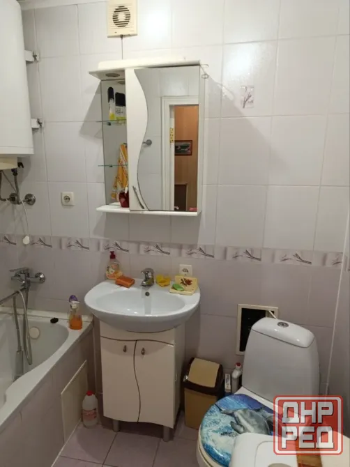 Продам 3-х комнатную квартиру в Центральном м-не Макеевка - изображение 7