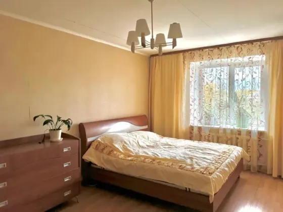 Сдам двухкомнатную квартиру Донецк