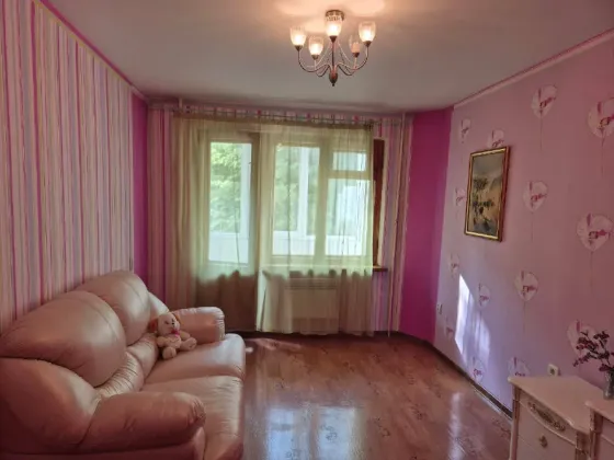 Продаётся 3-х к. кв., бул. Школьный, Крытый рынок Донецк