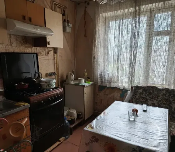 Продам 3-х комнатную квартиру на Зеленом Макеевка