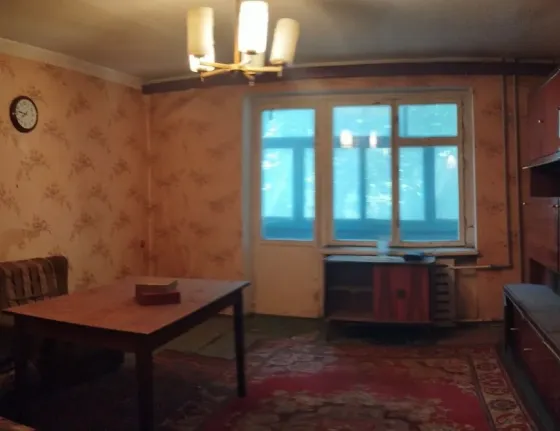 Продам 3-х комнатную квартиру на Бажанова Макеевка
