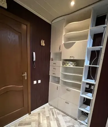 Продам 1-комнатную квартиру на МИСи Макеевка