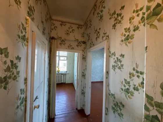 Продам 2-х комн. кв., 4/4 эт., 51 м.кв. - Макеевка-центр, ул. Ленина Макеевка