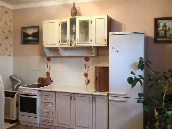 Сдаю однокомнатную квартиру, проспект этаж 3 Донецк