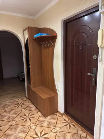 3-к.к. 68м2, 2/5 эт. Мариуполь