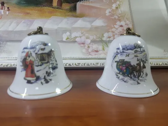 Два фарфоровых колокольчика с музыкальной шкатулкой. Донецк