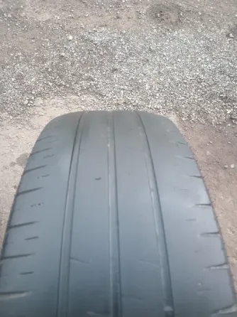 Продаю пару летней резины 235 65 16"с" Донецк