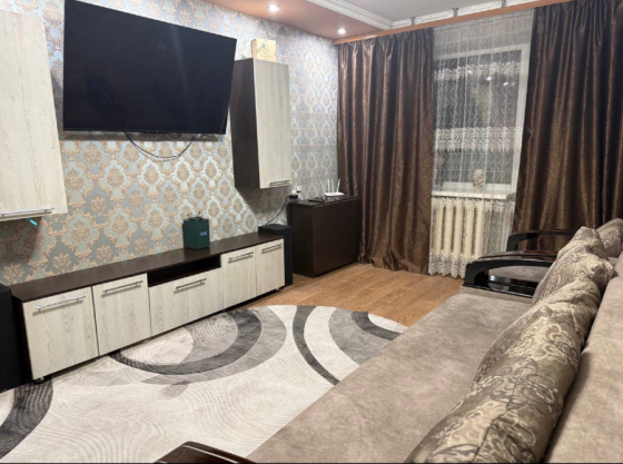 Срочно Продам 2 х к кв ру пл Буденного г Донецк днр Донецк