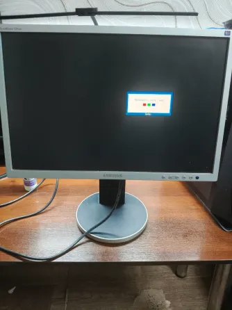 SAMSUNG-225BW CSQ - Рабочая лошадка с характером! Донецк