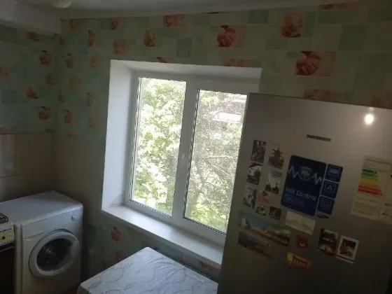 Сдам 2-х комнатную квартиру На длительный срок Мариуполь