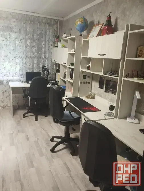 Продаётся 2-х ком. крупногабаритная квартира в Будённовском районе, пл. Буденного Донецк - изображение 1