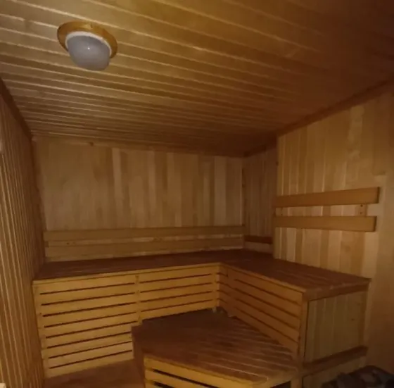 Сдам, замечательный, тёплый дом, Ленинский район, район оцкб. Реальное предложение, постоянная вода, Донецк